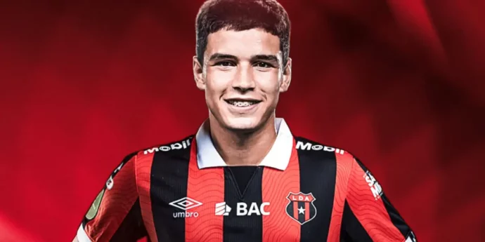 Lezme nuevo jugador de Alajuelense